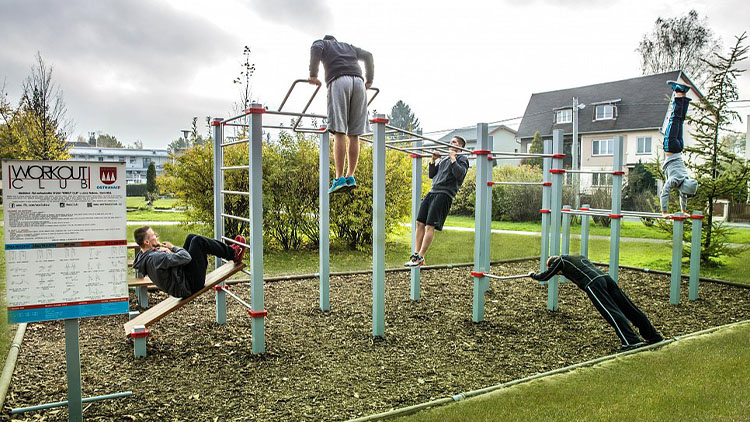 Chystají workoutové hřiště