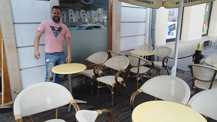 A jdeme na kafe či pivko! Zahrádky otevřely