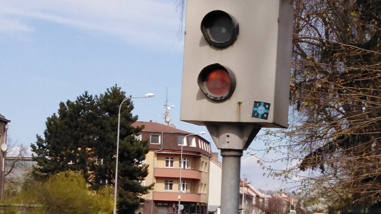 Radary musí měřit,  potřebujeme nad sebou bič