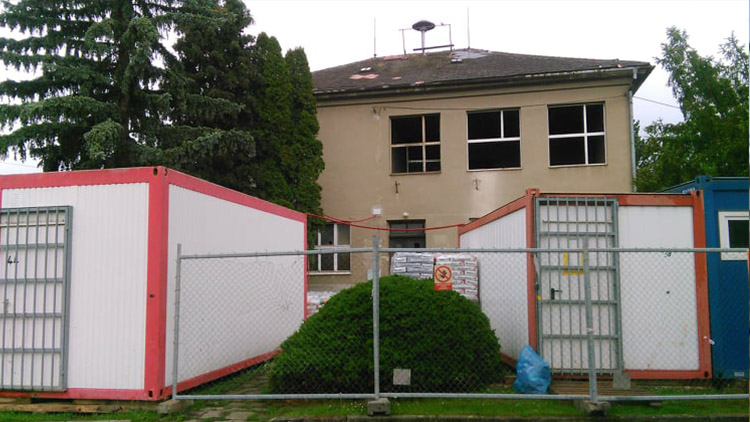 Ze školy byty. Výšovice se pustily do velké investice