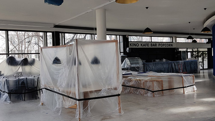 Kino Metro 70 opět promítá! Začíná Bábovkami