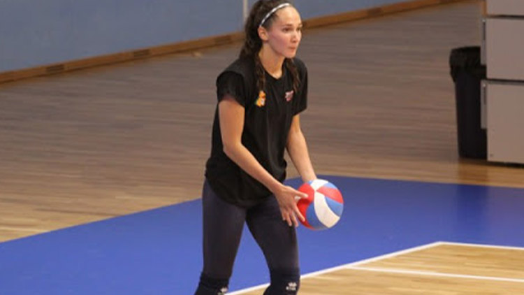 Fričová v sezónní extraligové sestavě