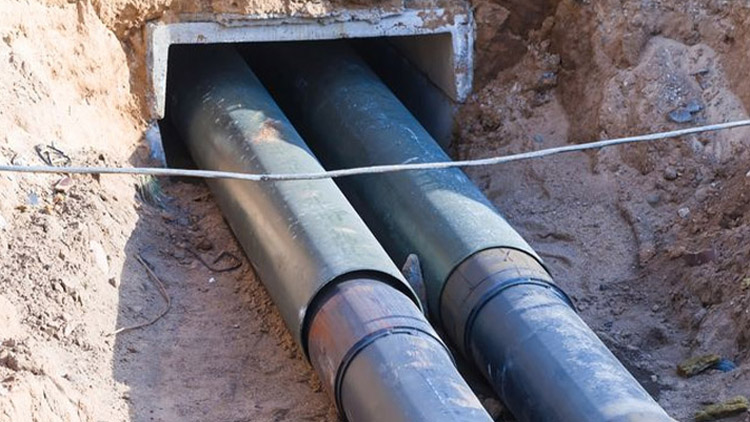 Opravují kanalizaci