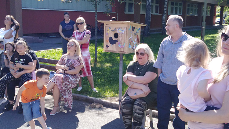 Novou knihobudku si užijí děti ze ZŠ v ulici E. Valenty v Prostějově