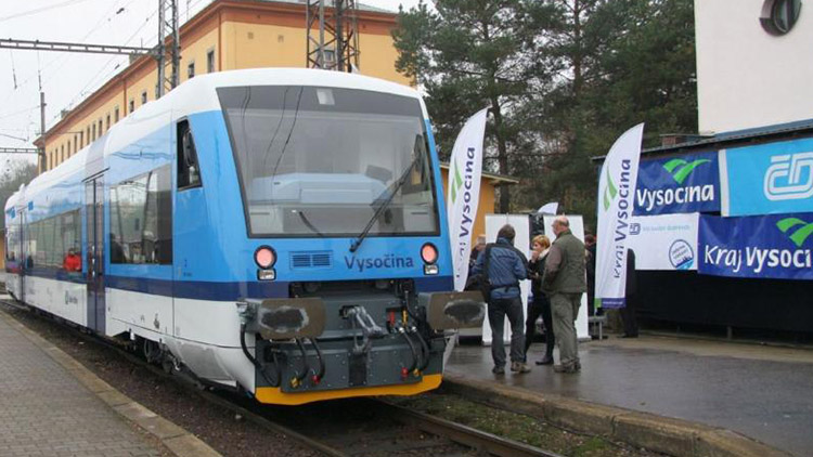 Pozor: výluka traťové koleje