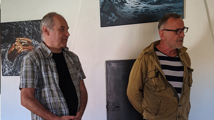 Sobotní vernisáží byla v Plumlově zahájena výstava Petra Lichtenberga