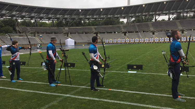 Lukostřelec Hlahůlek na olympiádu NEPOJEDE! Ale má nový rekord