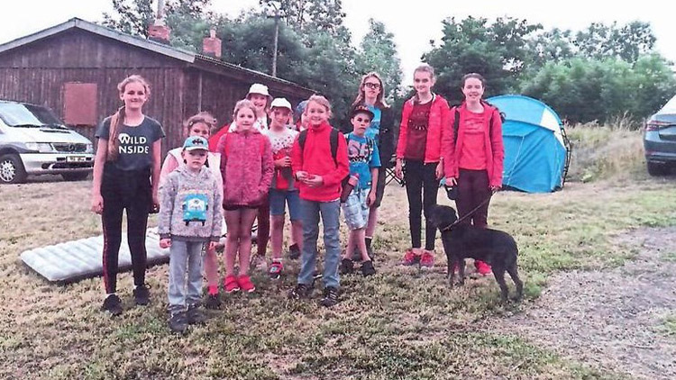 Stanování na šlepru v Malém Hradisku pomáhalo