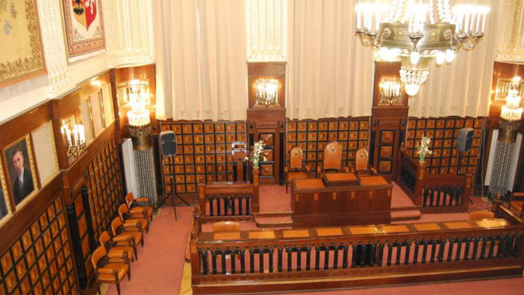 Primátor svolal mimořádné zastupitelstvo