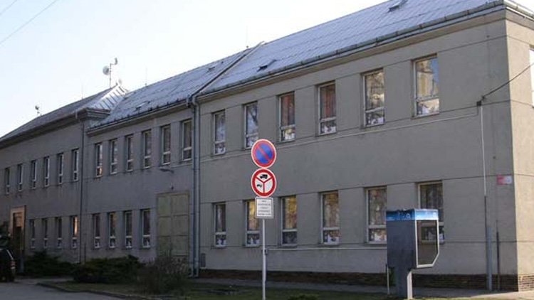 Co se školou v Dobromilicích?