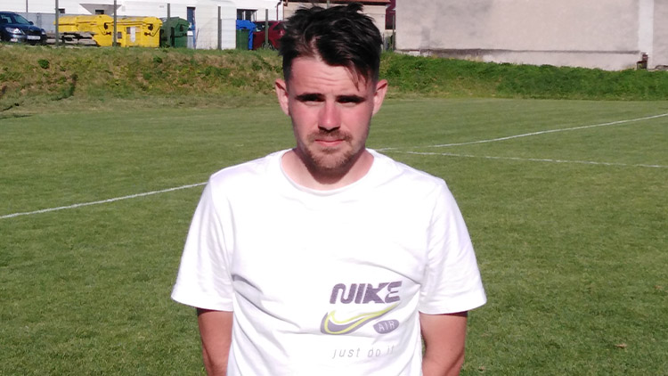 „Byla tu i řada dalších vynikajících hráčů,“ hodnotí svou trofej pro nejlepšího hráče Lukáš Petržela