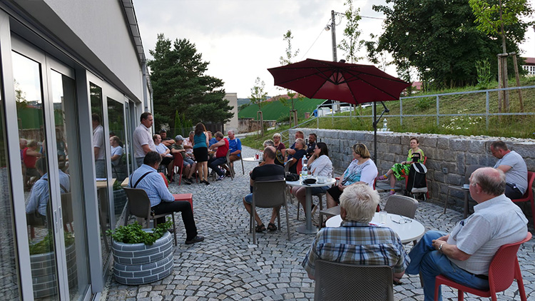 V Konici se po covidové pauze sešli zastupitelé s občany