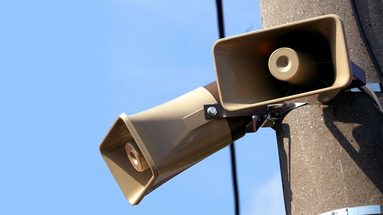 Rozhlas bude i varovat