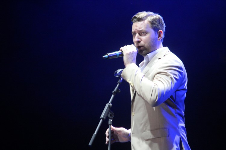 Fantom nadchl:  vystoupení tria umělců  mělo velký úspěch