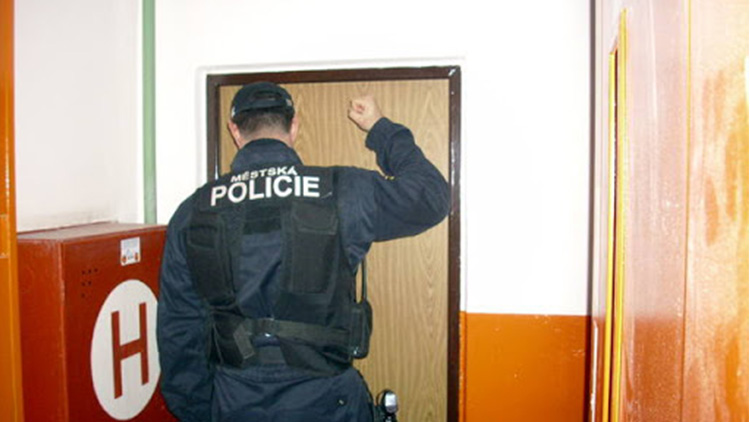 Případů rušení nočního klidu je letos mnohem víc