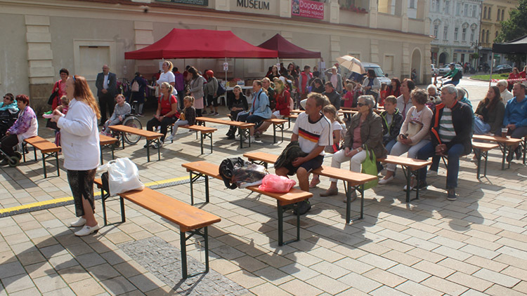 Kulatiny, jak mají být! Prostějovská Charita je oslavila  Hradišťanem a atrakcemi