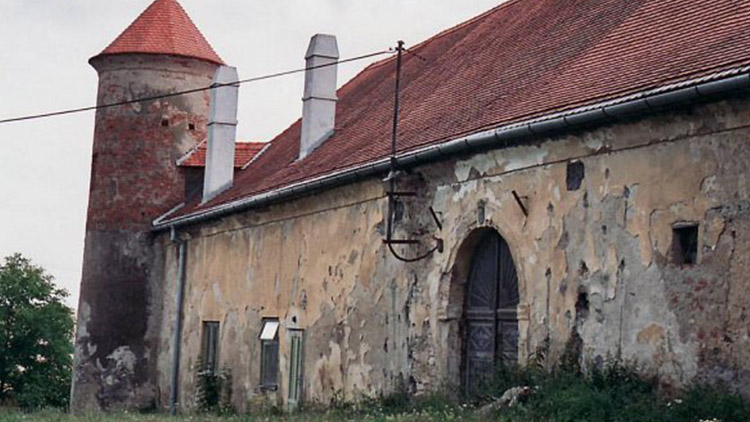 Prodej zámku ve Ptení stále vázne