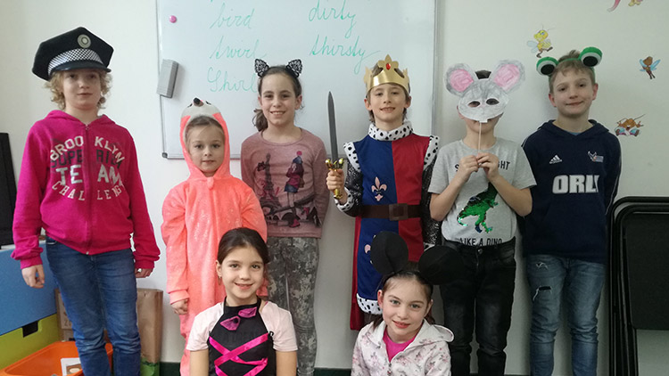 HELEN DORON ANGLIČTINA PROSTĚJOV:  Kurzy pro každou věkovou kategorii! Vyberte si...