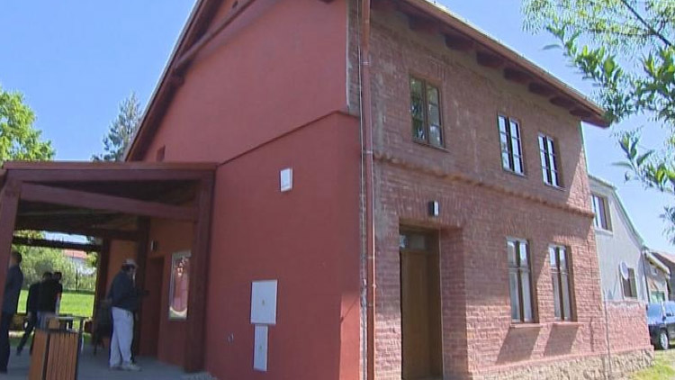 Babí léto v Kostelci s Ještěrem