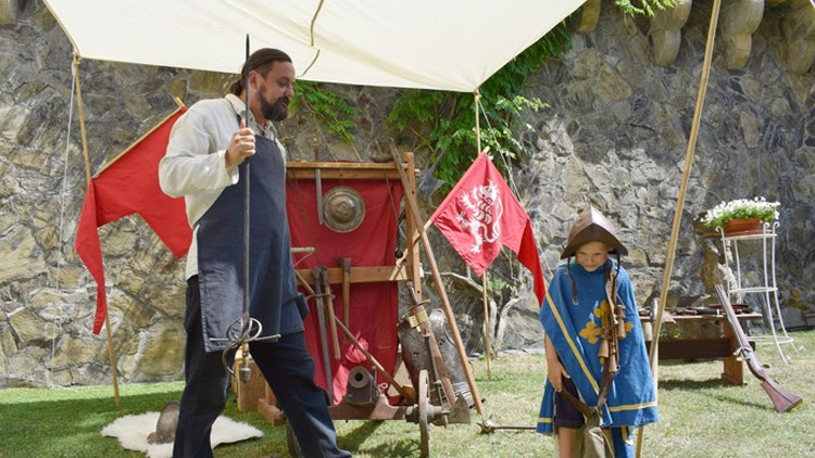  Povídání o historii zbraní na hradě Šternberk