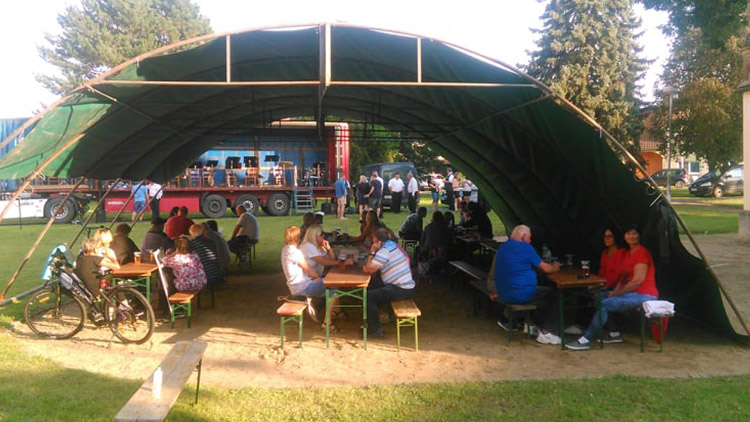 Sláva v Mořicích – požárníci slavili půlkulatiny