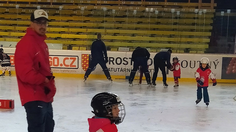 „Hokej je prostě musí bavit,“ říká Patrik Liška, trenér SK Prostějov 1913