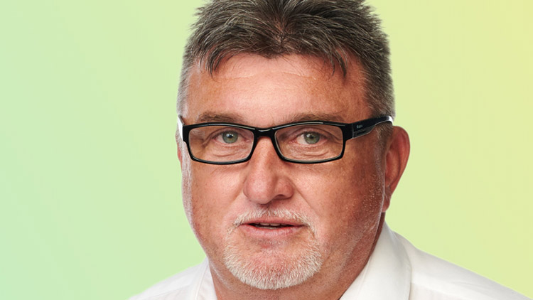 „Pro mě je řemeslo základ společnosti,“  uvědomuje si Ladislav Hynek, lídr kandidátky ČSSD