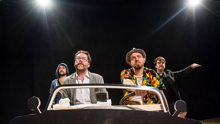 V Pointu se vrací láska k mobilům