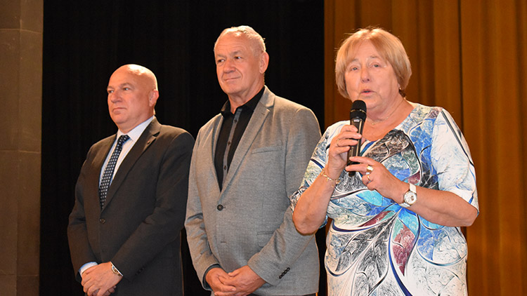 Svátek seniorů ve Společenském domě bavil