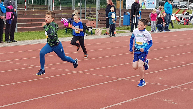 Vrcholy Velké ceny města Prostějova:  atletičtí pamětníci, skvělý Svoboda a spousta nadšeného mládí