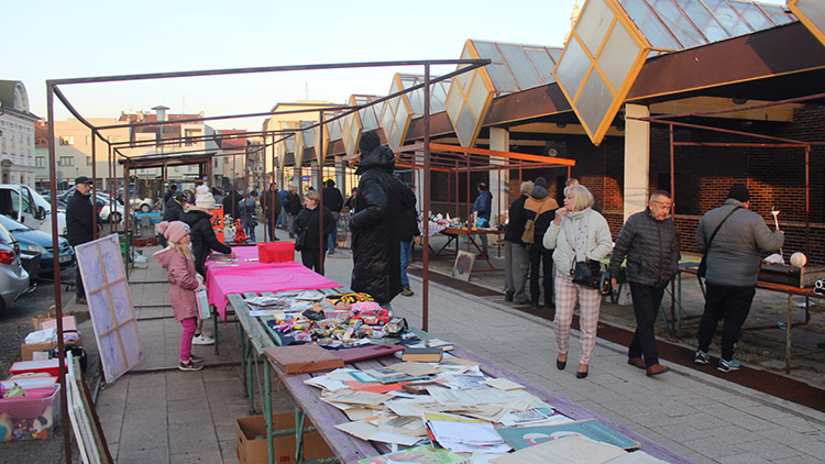 Bleší trh slavil úspěch