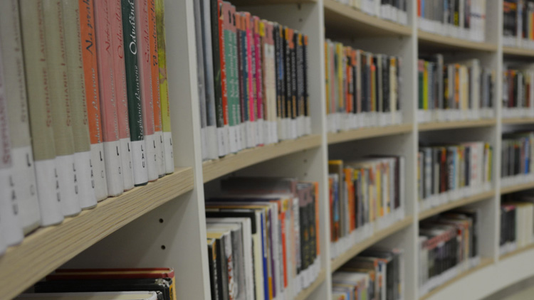 Nechoďte zbytečně: některé knihovny neotevřou