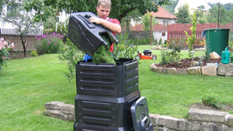 V „Metlích“ proběhne výdej kompostérů