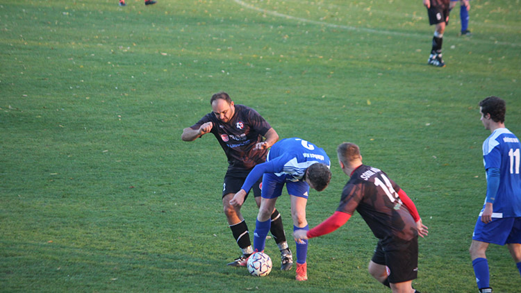 Vícov rozhodl během čtyř minut druhé půle