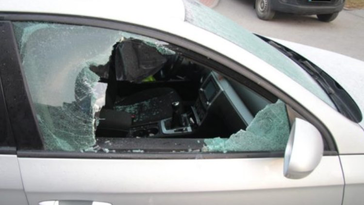 Z auta zmizela peněženka