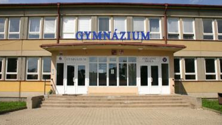 PRO a PROTI studiu na gymnáziu