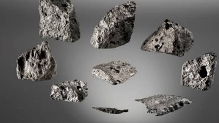 Po Věstonické venuši a Keltské kamenné hlavě  přichází poslední z trojice českých muzejních skvostů