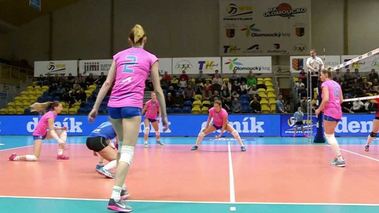 Cenné vítězství na Olympu dokonal obrat čtvrté sady