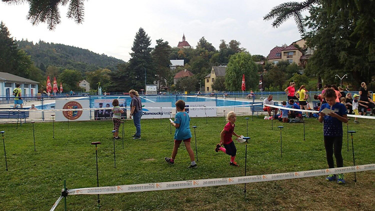 Festival orientačního běhu a letního biatlonu přilákal do Stražiska stovky nadšených účastníků