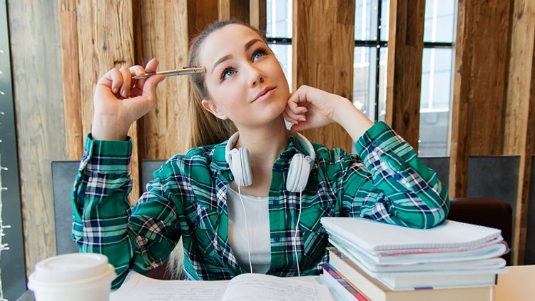 S výběrem školy je lepší neotálet