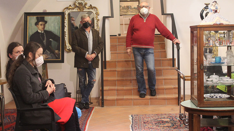 Dílo prostějovského „tuláka se štětcem“ visí na zámku