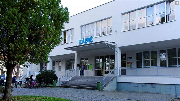 Nová smlouva se správcem lázní