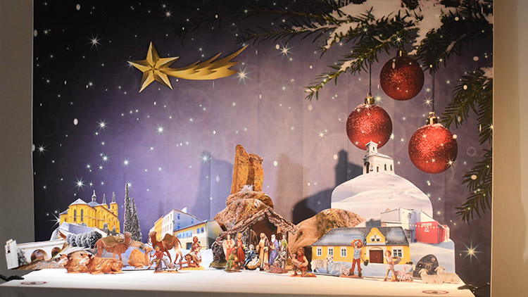 V Otaslavicích si mohli prohlédnout evropská adventní města i „Metlařské“ betlém