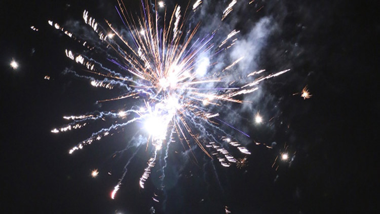 O ohňostroj se zasloužili v Brodku u Pv a Bedihošti