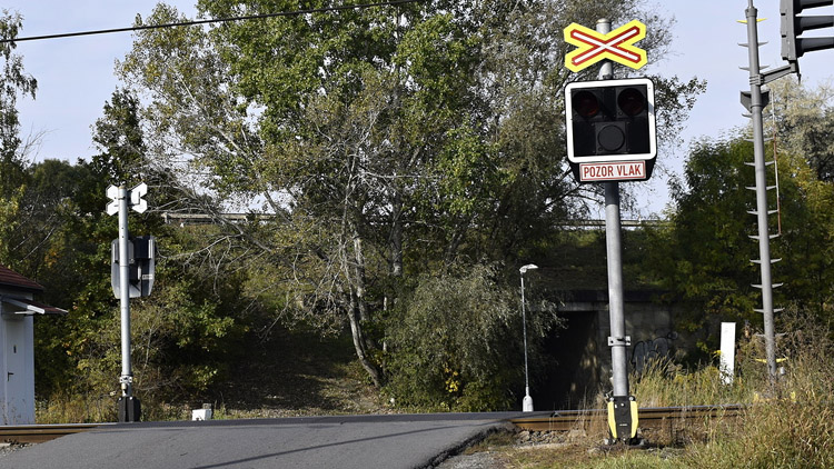 Maminka vlak neřešila...