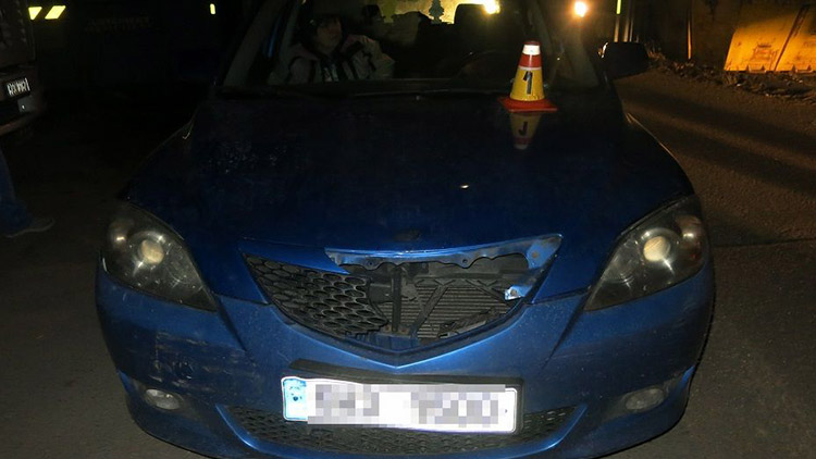 Mladý šofér od nehody ujel, řídil se zákazem