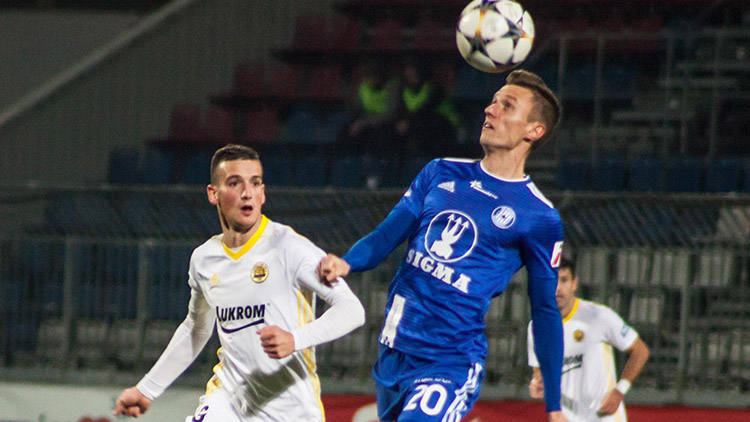 Týmy přišly o střelce