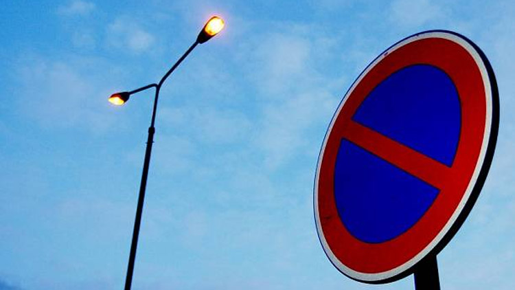 Zákaz stání na Hliníku 