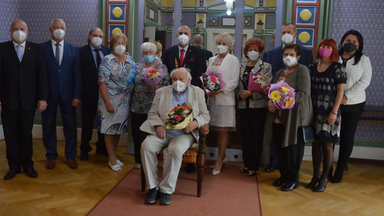 Uzávěrka cen města se blíží!