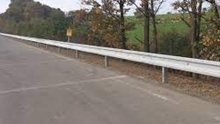 Poškodil u Olšan svodidla a ujel. Neviděli jste ho?